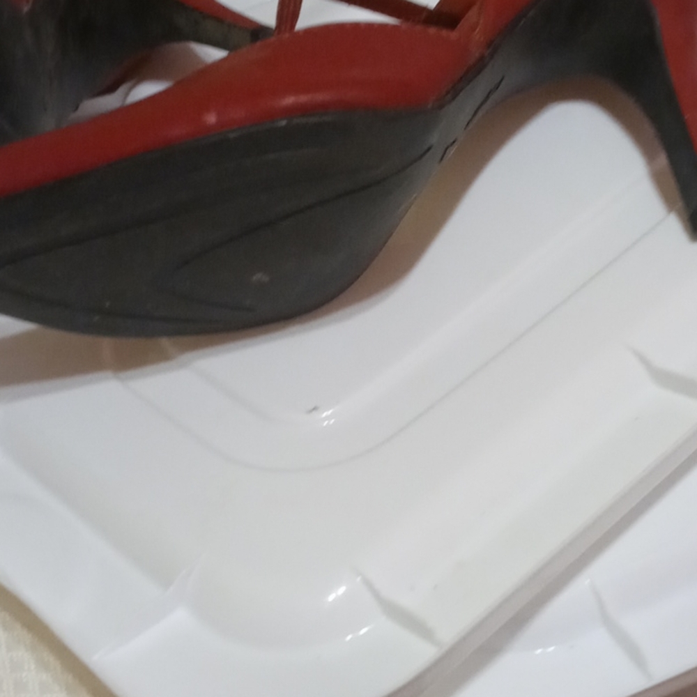 Shoes - Picture 2 of 3